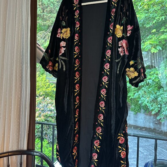 Topshop Boho Velvet Embroidered Kimono Duster Robe - Picture 1 of 7